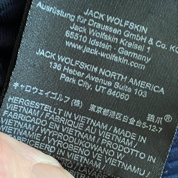 Jack Wolfskin 3-in-1 System Regular Jacket – Women’s Large – Navy Blue - Picture 13 of 14